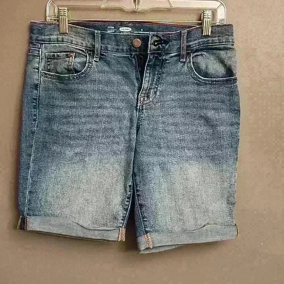 Old Navy Denim Shorts - Picture 1 of 7